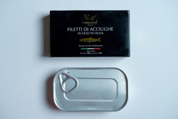 Filetti di acciughe in olio di oliva - Anchovies in olive oil